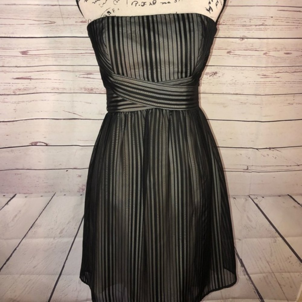 White House Black Market Strapless Cocktail Dress